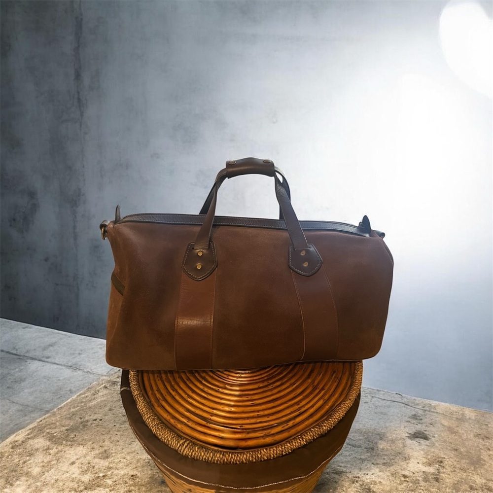 Filson Medium Rugged Brown Suede and Leather Duffel Travel Weekender Bag